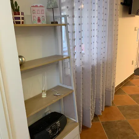 Dyjská 538