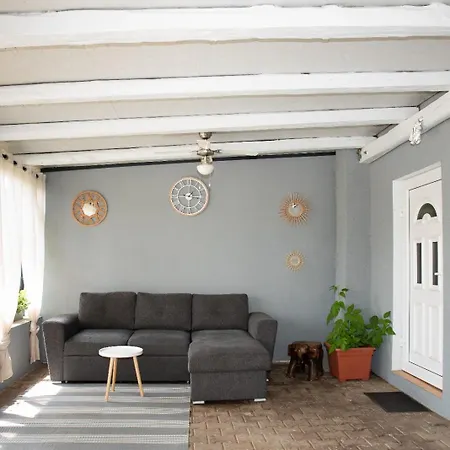 Dyjska 538 * Dobsice (South Moravian)